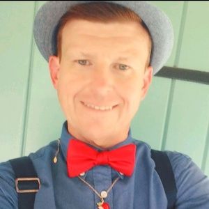 Meet your Posher, Alan